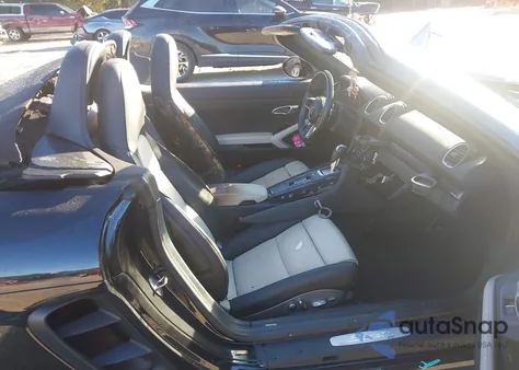 2018 Porsche 718 Boxster from USA, damaged, VIN WP0CA2A81JS211207